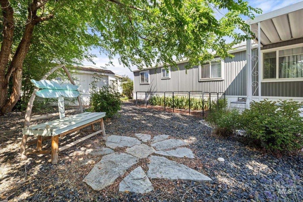5573 Fairfax Ln — photo 6