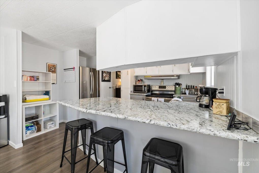 5573 Fairfax Ln — photo 14