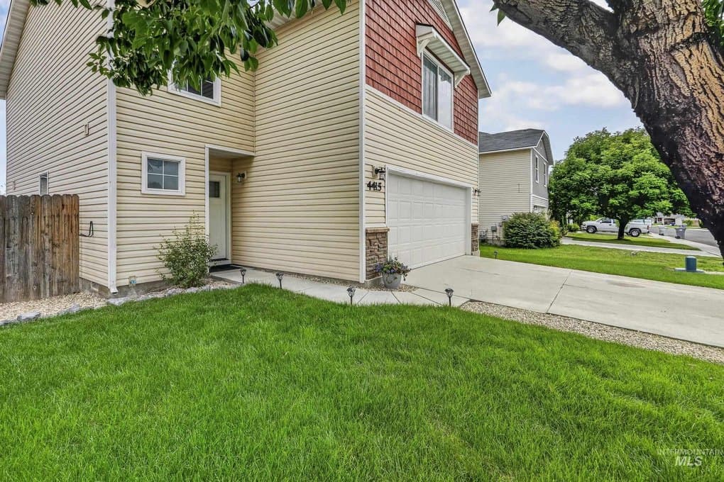 4415 Duke St — photo 2