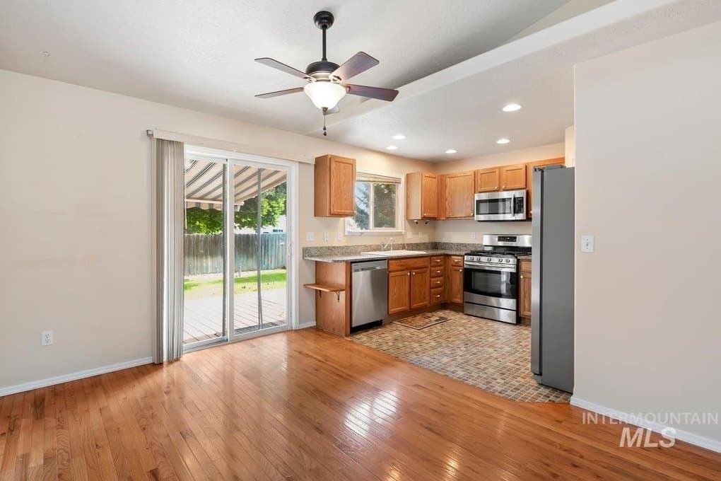 11644 W Trinity Ave — photo 6