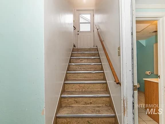 119 S Holly Street — photo 9